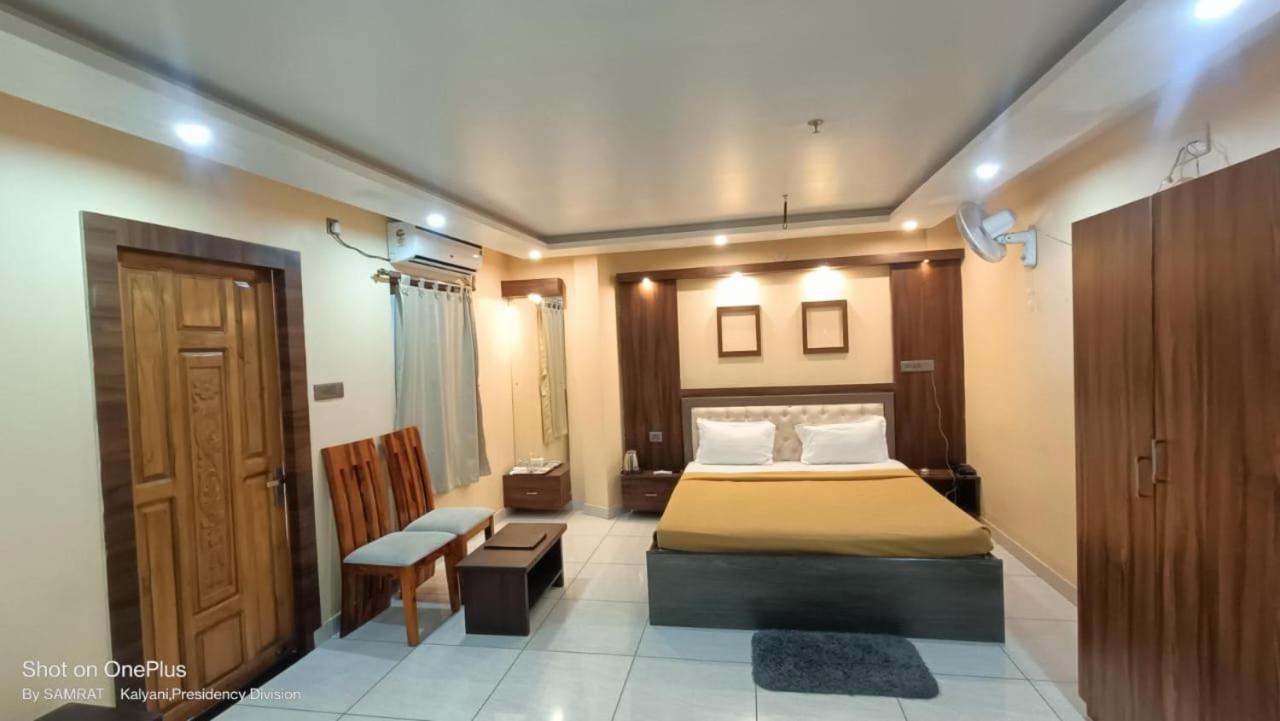 Trisplanet Hotel Kalyani Luaran gambar