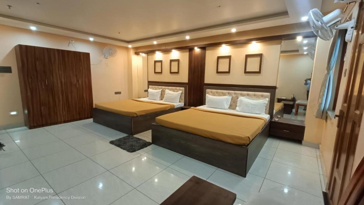 Trisplanet Hotel Kalyani Luaran gambar