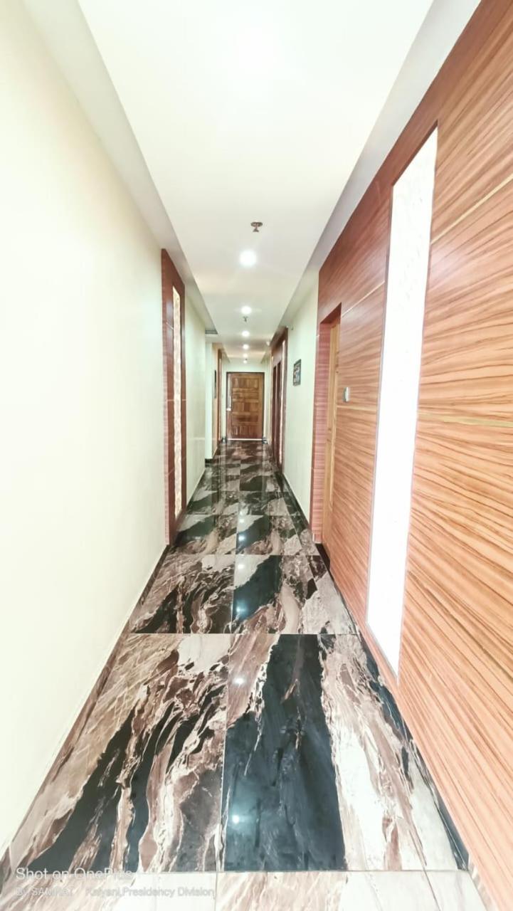 Trisplanet Hotel Kalyani Luaran gambar